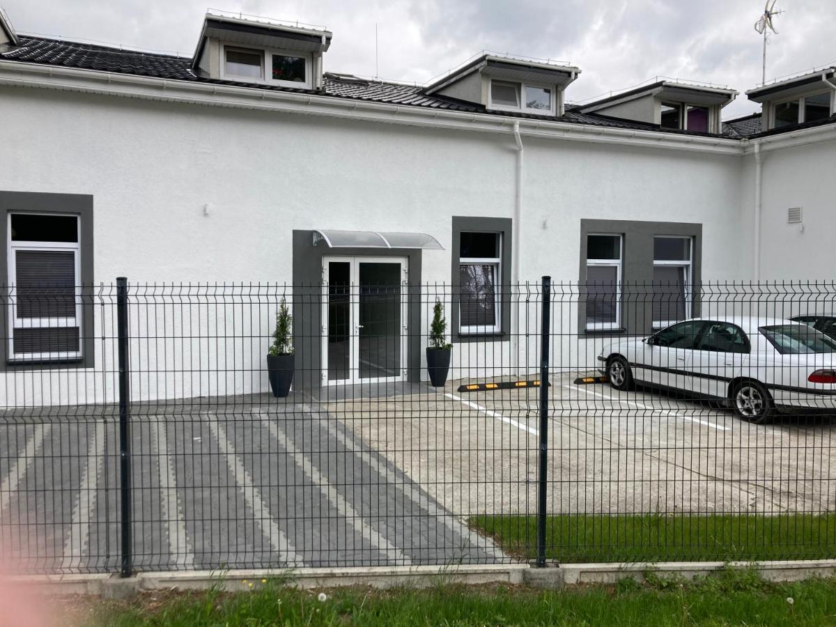 Hostelik Przy Przystanku kwatery pracownicze Gryfino Zewnętrze zdjęcie