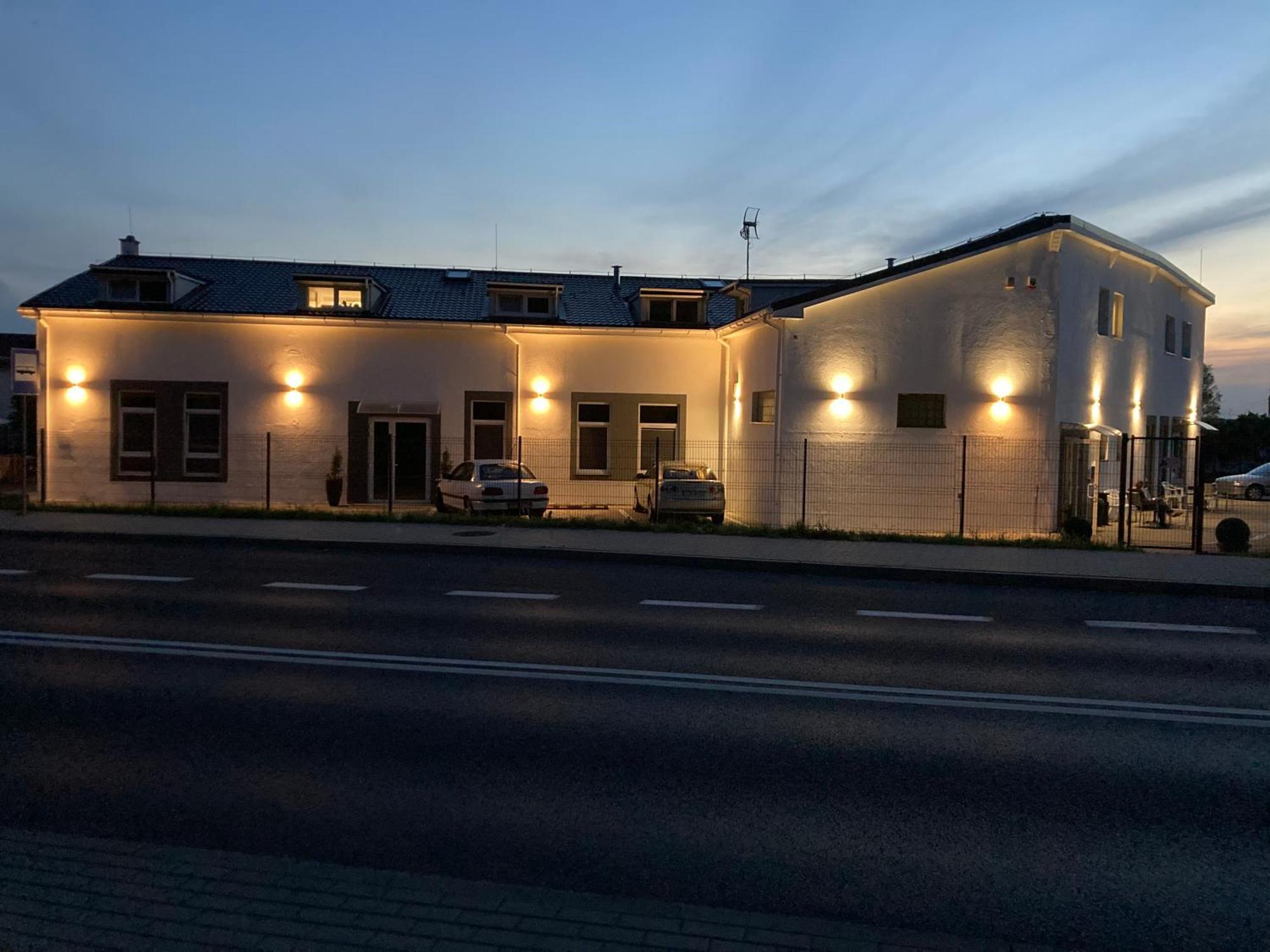 Hostelik Przy Przystanku kwatery pracownicze Gryfino Zewnętrze zdjęcie